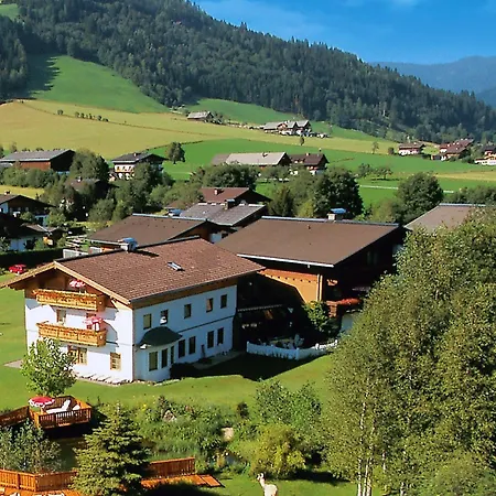Sonnberg-1 By Interhome Flachau